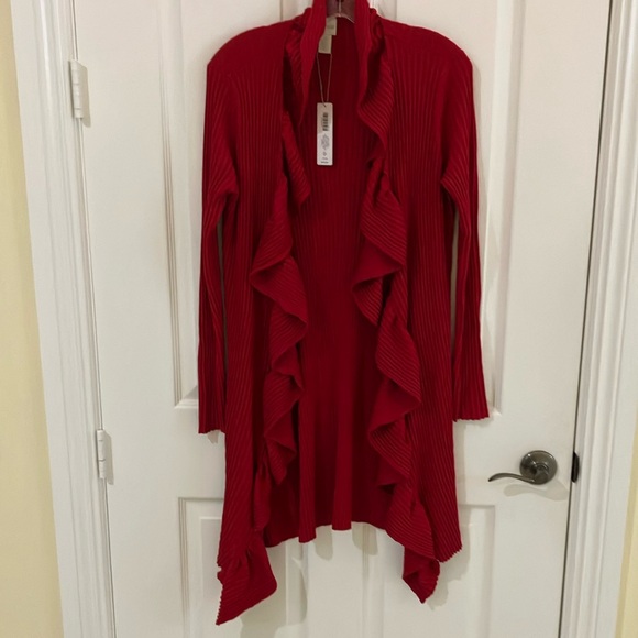 Chico’s Sweater Tunic with ruffled edged front. - Picture 1 of 4